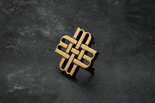 Les Quatre ‘M’ du logo Meqnes: Un Symbole de Tradition et Modernité